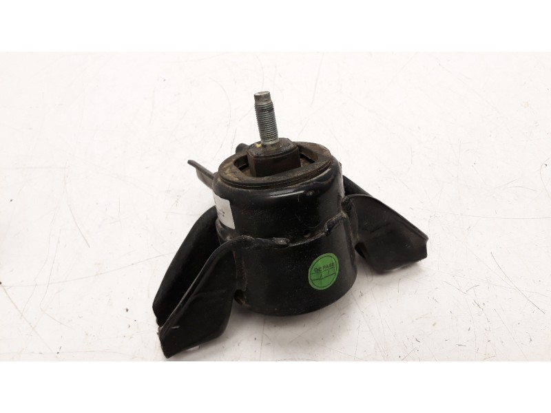 Recambio de soporte motor derecho para hyundai i20 1.2 16v cat referencia OEM IAM 21810C8000  