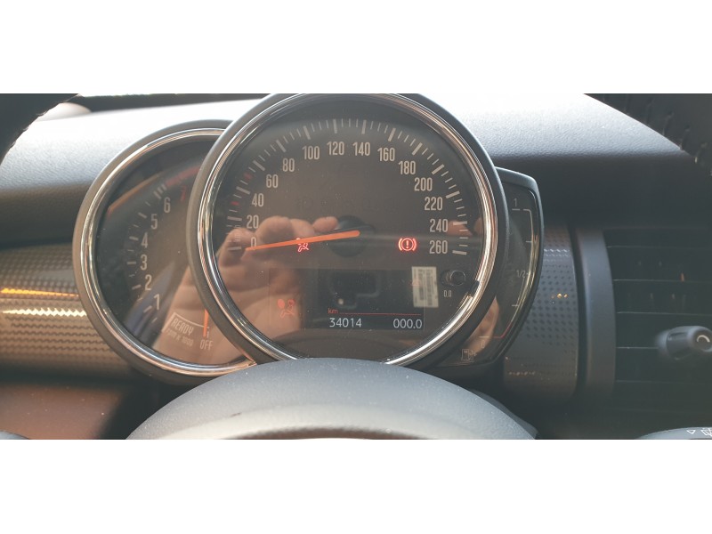 mini mini 5-trg. (f55) del año 2021