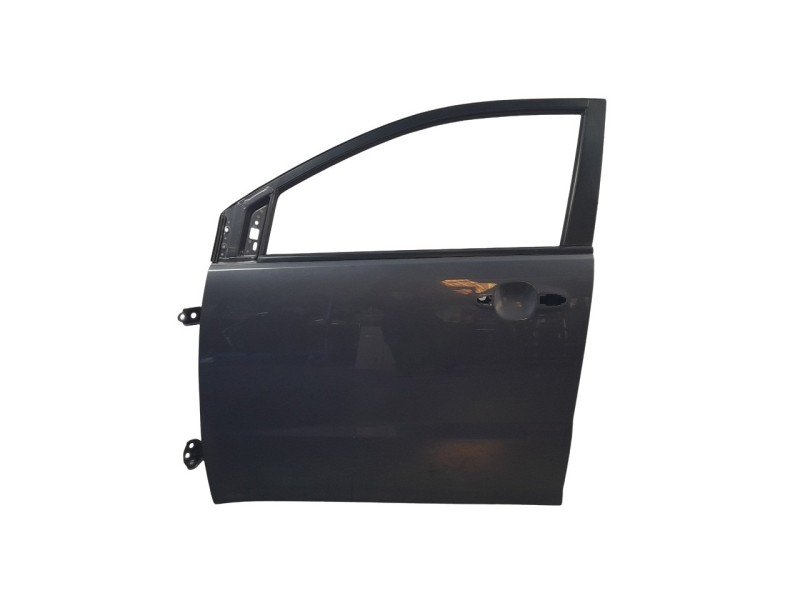 Recambio de puerta delantera izquierda para ssangyong korando 2.2 td cat referencia OEM IAM 6201134106  