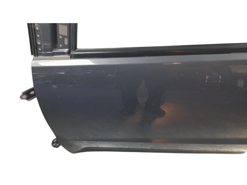 Recambio de puerta delantera izquierda para ssangyong korando 2.2 td cat referencia OEM IAM 6201134106  