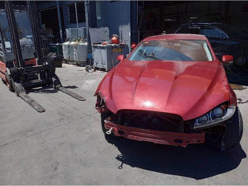 jaguar xf del año 2012