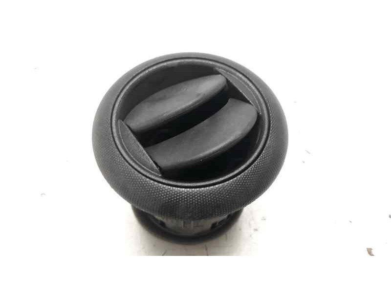 Recambio de rejilla aireadora para nissan nv 200 (m20) kombi comfort referencia OEM IAM 68760BJ04D  