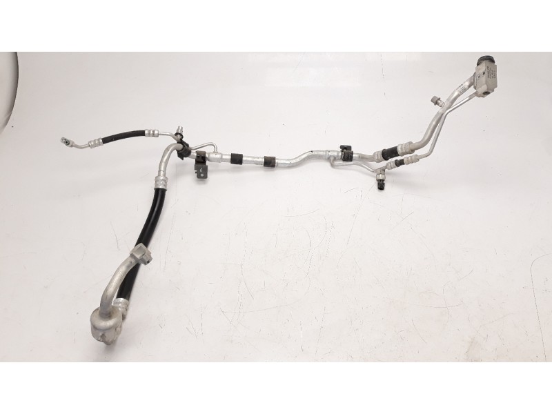 Recambio de tubos aire acondicionado para hyundai i20 1.2 16v cat referencia OEM IAM 97775C8030  