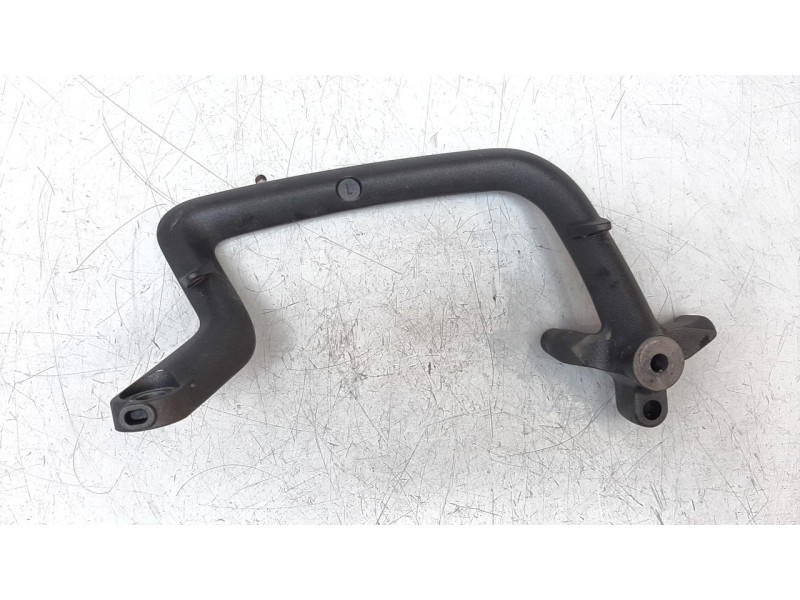 Recambio de agarradera trasera para triumph tiger 800 tiger 800 xca referencia OEM IAM T2309640  